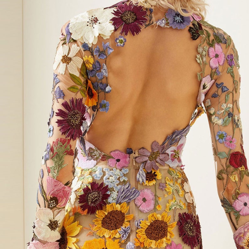 Manches longues fleuries Minirobe Col montant Vêtements à la mode pour soirée Floral