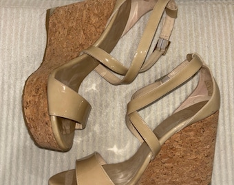 Chaussures compensées Jimmy Choo style vintage années 2000