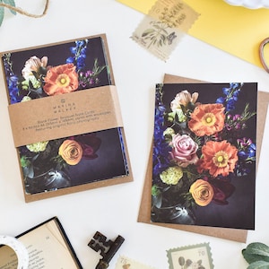 Tarjetas de notas con ramo de flores oscuras, tarjetas de felicitación florales, tarjetas en blanco, juego de tarjetas de felicitación, juego de tarjetas de notas en paquete múltiple o tarjeta individual