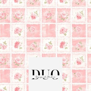 Puede incluir: Un patrón de cuadros rosa y blanco con un diseño floral con rosas rosas. El texto "DUO Designed Studio" está en la esquina inferior derecha de la imagen.