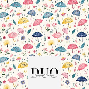 Könnte beinhalten: Ein verspieltes Muster mit bunten Regenschirmen in Rosa, Blau und Gelb, durchsetzt mit Blumen und Regentropfen auf cremefarbenem Hintergrund. Die Regenschirme haben verschiedene Muster. Der Text "DUO Designed Studio" befindet sich unten.