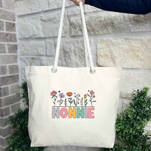 Floral Nonnie Tote Bag, New Grandma Gift, Nonnie Totebag Wildflower, Cute Mother's Day Gift for Grandma, Retro Floral Nonnie Bag, Happy Mama