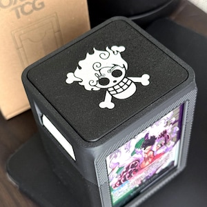 OPTCG - Deckbox (Schwarz) - Weiß Nika Luffy Edition (Deckel & Clips)