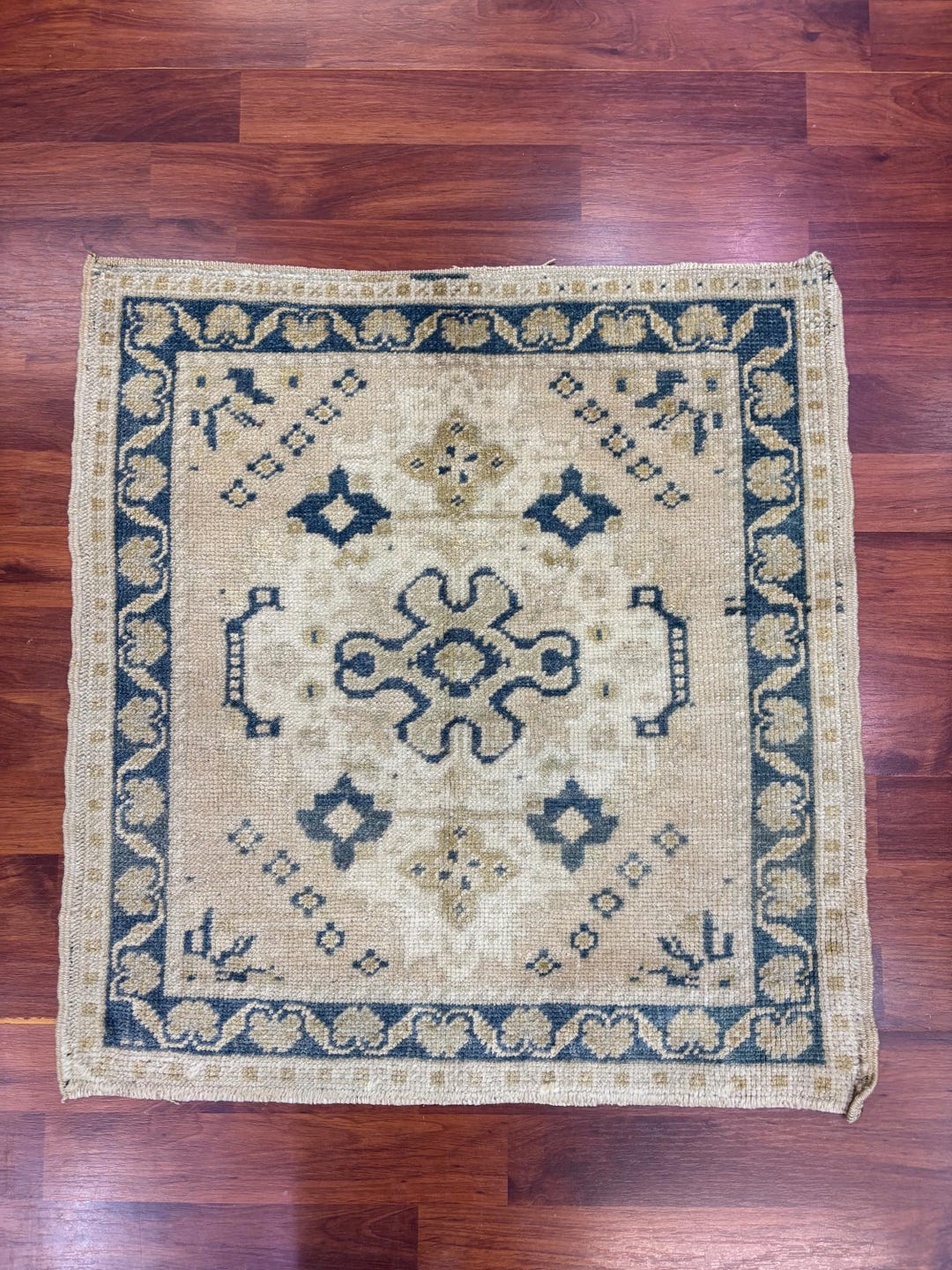 2x2 Vintage Handwoven Turkish Oushak Wool Rug: 2x2 Ft, Beige and Blue ...