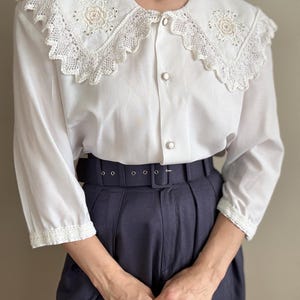 Vintage white blouse with peter pan collar, size 1XL-3XL