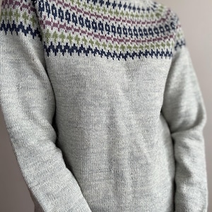 Handmade vintage wool sweater, casual warm winter pullover, size XS-L