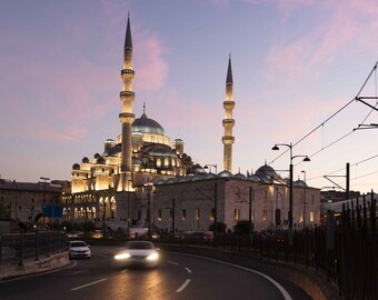 sunset sky above Yenicami Mosque, Eminönü, İstanbul
