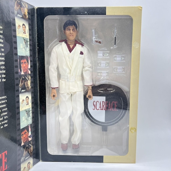 Sideshow Collectibles Scarface Tony Montana White Suit 12