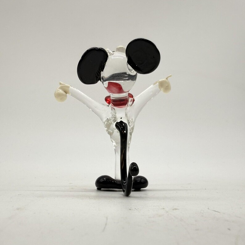 Figura antigua vintage de Mickey Mouse en vidrio soplado de Disney imagen 3