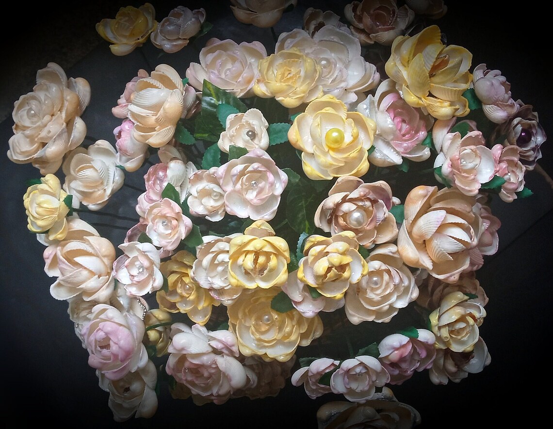 7 Unique Shell Roses - Beach Inspired Coastal Floral Arrangement ...