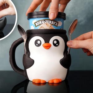 Cute Penguin Ice Cream Holder, Original Party Accessory, Ideal Gift for Animal Lovers, 3D Print, Matte