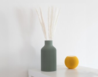 Vase / Topf im modernen Design: Bottle