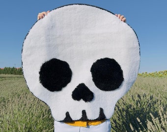 Skull Rug | Tufted Rug, Housewarming Gift, Gifts for Him, Gothic Rug, Living Room Rug, Spooky Decor, Home Decor, Minimalist Gift, Dorm Rug