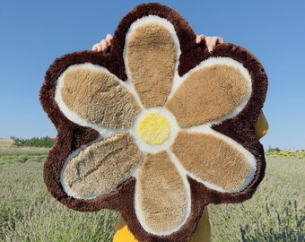 Brown Flower Rug -  Brown Tufted Rug - Flower Rug - Housewarming Gift - Gifts for Her - Flower Decor - Mothers Day Gift - Bedroom Decoration