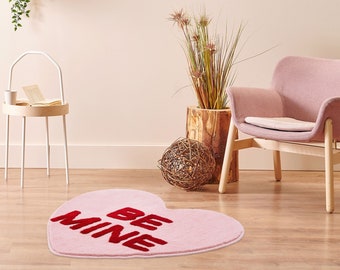 PINK HEART RUG - Be Mine Cute Rug - Fluffy Heart Rug - Tufted Rug - Mothers Day Gift - Housewarming Gift - Gift For Her - Rug For Bedroom