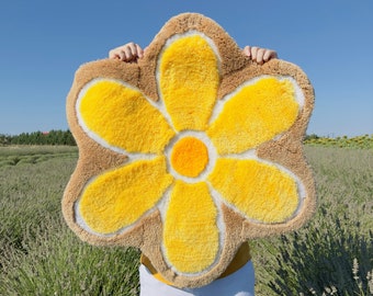 Yellow Flower Rug - Sunshine Rug - Accent Rug - Housewarming Gift - Washable Rug - Gifts for Her - Mothers Day Gift - Kitchen Rug