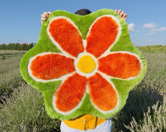 Tufted Flower Rug - Orange Tufted Rug -Green Flower Rug - Housewarming Gift - Washable Rug - Gifts for Her - Mothers Day Gift - Dorm Decor