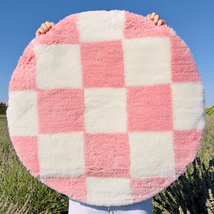 Pink Checkered Tufted Rug Housewarming Gift Contemporary Rug Bedroom Aesthetics Home Gift Checkered Cirlcle Rug Gifts for Her image 5