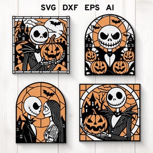 Può includere: Quattro disegni a tema Halloween con Jack Skellington e altri personaggi di The Nightmare Before Christmas. Ogni disegno è in stile vetrata con colori arancione, nero e bianco. I disegni includono zucche, pipistrelli e sfondi spettrali.