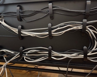 Flexibele magnetische kabelorganisatoren: perfect voor bureaus en huizen, onzichtbaar magneetontwerp, krasvrij