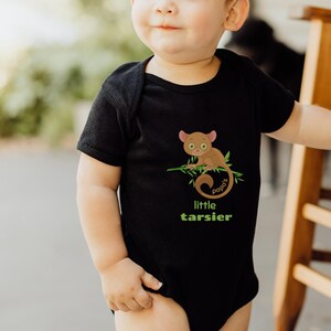 PAPA&#39;s Little TARSIER Filipino Baby Onesie and Toddler | Filipino Monkey Shirt | Gift for Baby | Gift For Dad To Be | Baby Shower Gift