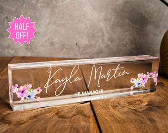 Personalized Desk Name Plate, Acrylic Name Plate for Desk Accessories Office Gifts for Boss Coworkers New Job Gifts Promotion Gift for Her