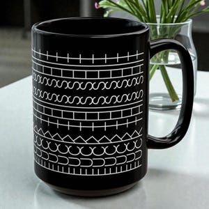 Taza con mensaje oculto, regalo divertido de Navidad para compañeros de trabajo, taza divertida de regalo de oficina, regalo sarcástico para mejor amiga del trabajo, taza viral con mensaje oculto.