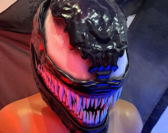 Venom Cosplay Mask – Moving Jaw