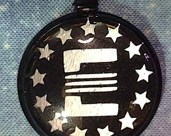 Small Enclave Pendant