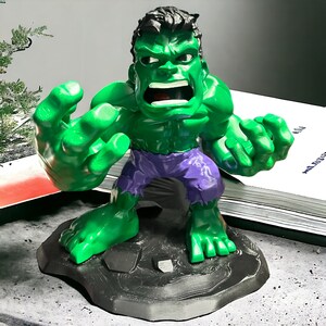 Chibi Hulk impreso/pintado a mano en 3D