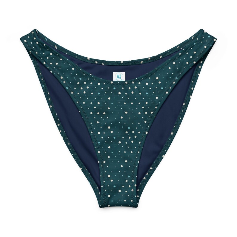 Braguita de bikini con estampado de tiburón ballena y corte en V | Braguita de bikini reciclada con estampado de tiburón ballena | Trajes de baño sostenibles para combinar | Trajes de baño ecológicos imagen 6