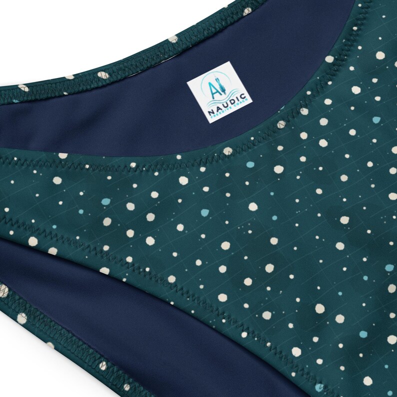 Braguita de bikini con estampado de tiburón ballena y corte en V | Braguita de bikini reciclada con estampado de tiburón ballena | Trajes de baño sostenibles para combinar | Trajes de baño ecológicos imagen 7