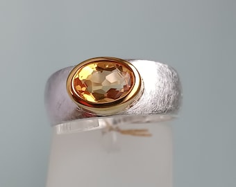 Silver ring with sparkling yellow citrine