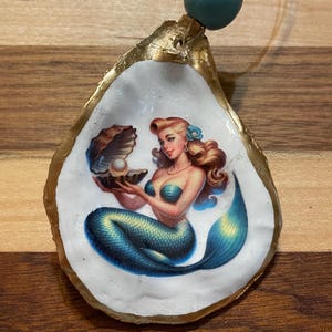 1950’s Mermaid Oyster Shell Ornament
