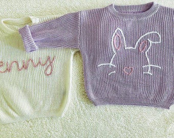 Individuell bestickter Pullover mit Namen für Babys und Kleinkinder