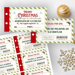 Puede incluir: Un conjunto de cupones de Navidad imprimibles con un fondo a rayas verde y blanco. Los cupones son para una variedad de actividades, como una noche de películas, desayuno en la cama y una salida a tomar chocolate caliente. El texto en los cupones está en español.