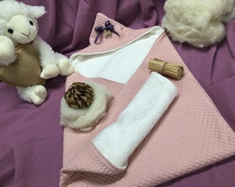 Baby bath cape lined in soft pink pique-embossed cotton with oekotex bamboo sponge lining, handmade baby bath towel