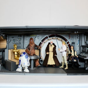Millennium Falcon Interior Diorama: 1/12 Scale for Black Series Figures