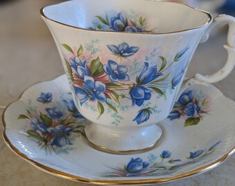 Cup Vintage Royal Albert