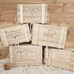 Personalisierte Holzkiste  • Gravur auf Wunsch mit 3D-Elementen  • Geschenkbox für Jubiläen, zur Geburt,  Geburtstag, besondere Erinnerungen