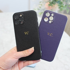 iPhone 17/16/15/Pro Max/14/Pro/13/12用 パーソナライズレザーケース モノグラム入り 電気メッキ加工 スマホカバー 彼女・彼へのギフト