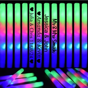 Bastoncini luminosi in schiuma LED personalizzabili, bacchette, bastoncini luminosi in schiuma LED illuminati. Bomboniera personalizzata per feste di matrimonio con luci lampeggianti multicolore o monocolore