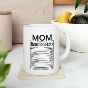 Informações nutricionais da mãe, presente de dia das mães, dia das mães, presente para a mãe, melhor mãe, caneca de café da mãe, caneca engraçada da mãe, mamãe ursa, mãe amorosa, cerâmica