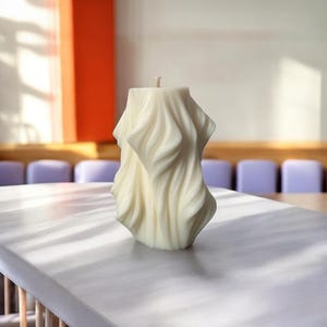 Designkaars, XL-kaars, stijlvolle kaars, handgemaakte kaars, geurkaars, cadeaukaars, abstracte kaars, kaars