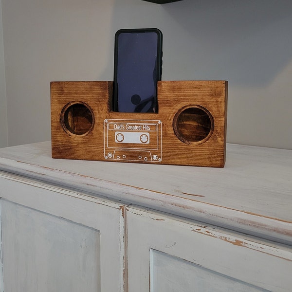 Rustic Wooden Phone Stand | Passive Amplifier and Phone Speaker