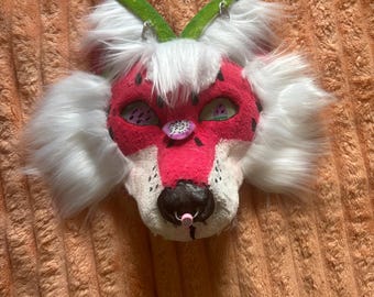 Máscara de gato de fruta del dragón (mi hermana la hizo)