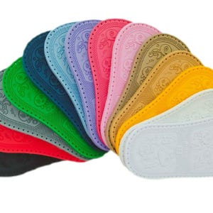 Suelas para zapatos de bebé tejidos a crochet (Tallas 14 - 20) PLANTILLAS GRATIS, Varios colores, referencia de tamaño en fotos para hacer zapatos fácilmente.