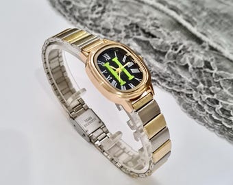 Woman Wrist Watch, Gold and Silver Colour, Personalization on the Dial, One / Two Letter can be Added on Dial, Customized Gift, Gift for Her