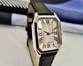 Wrist Watch for Women, Silver Colour, Present for Her, Vintage Design, Faux Leather Band, Roman Numeric Design, Mother's Day Gift, Cool