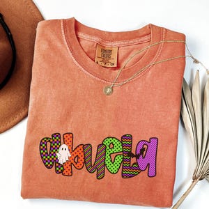 Halloween Abuela Shirt, Kids Names, Halloween Mimi Tee, Nana Gift, Custom Family T shirt, Grandma Gift, Mom T-Shirt, Comfort Colors Shirt